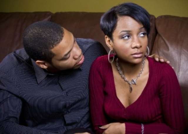 Signs a Guy Is Giving You the Green Light – How to Know He Likes You